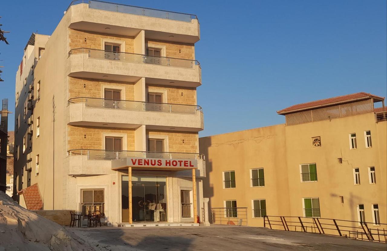 Venus Hotel Wadi Musa Exterior photo